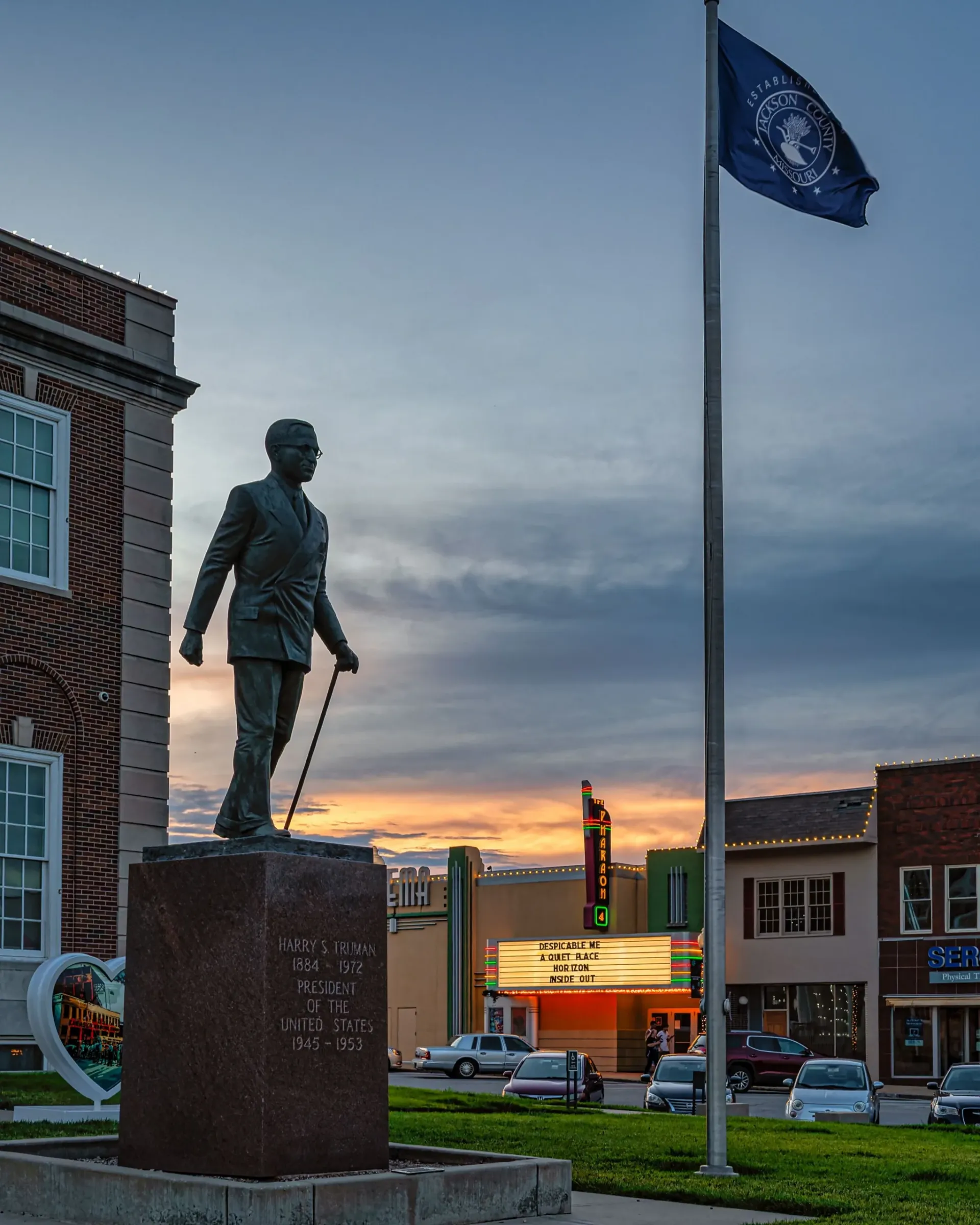Independence Market Image